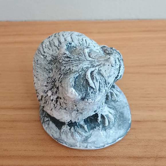 Vintage Mt St Helens Ash Signed Bekka Racoon Figurine Handcrafted 2.25" - Picture 4 of 8